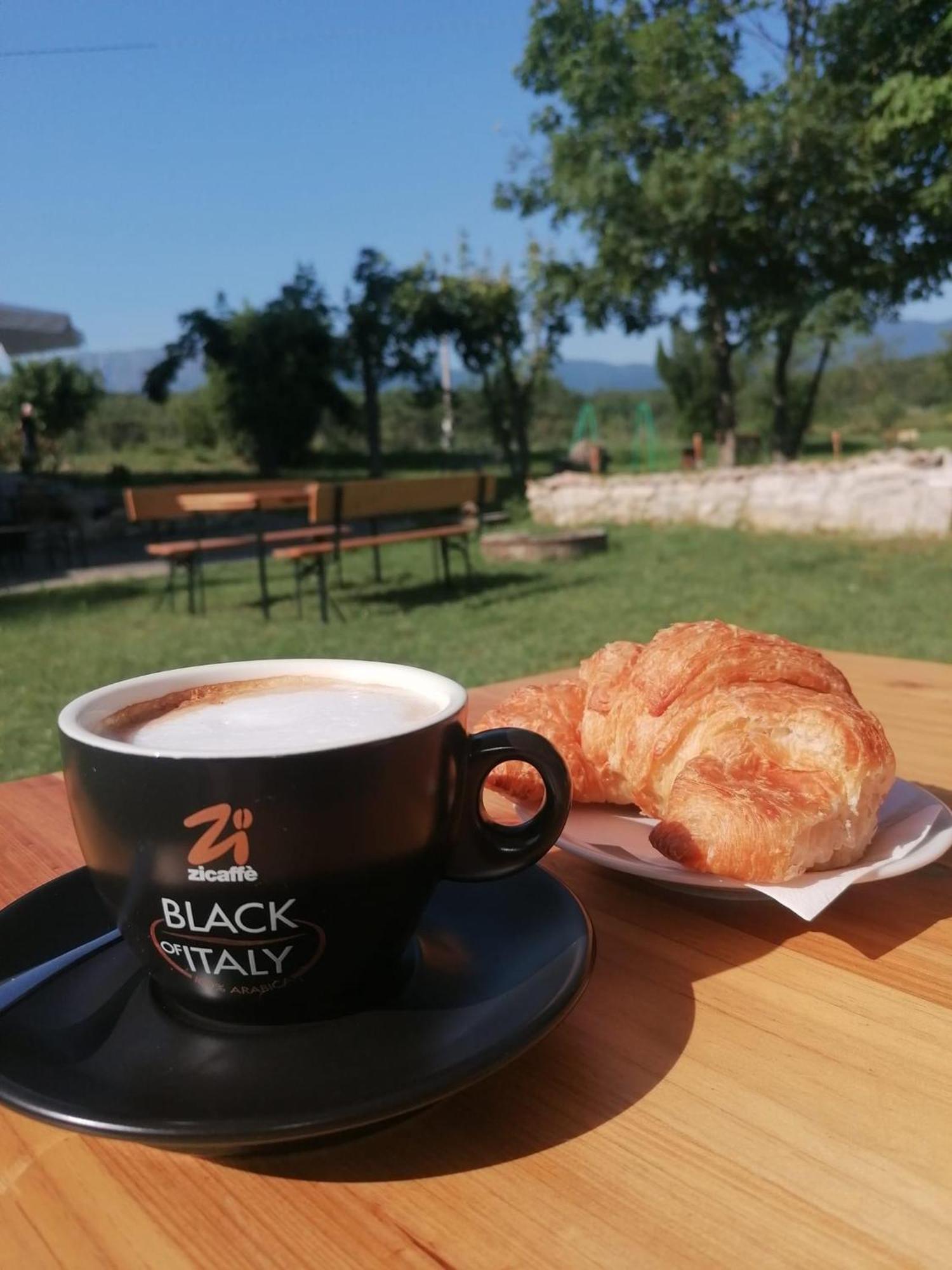Bed&Breakfast La Ginestra Abbateggio Dış mekan fotoğraf